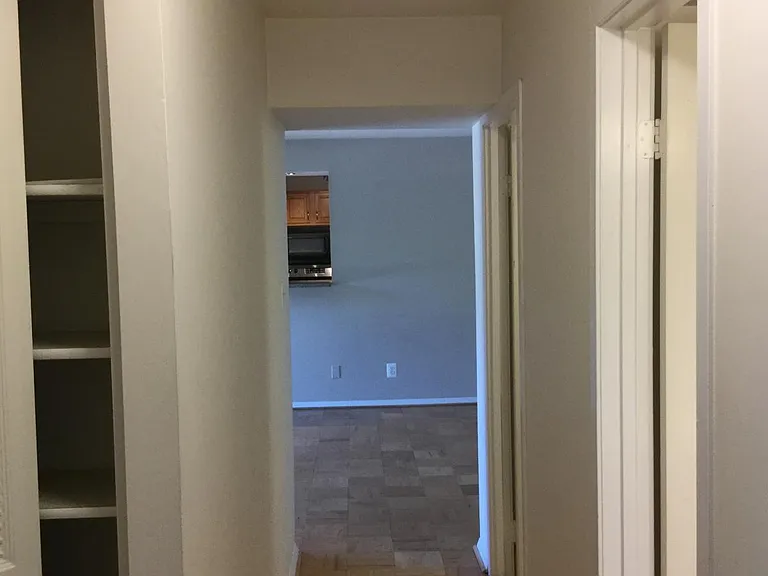 11319 Commonwealth Dr #104 — Photo 12