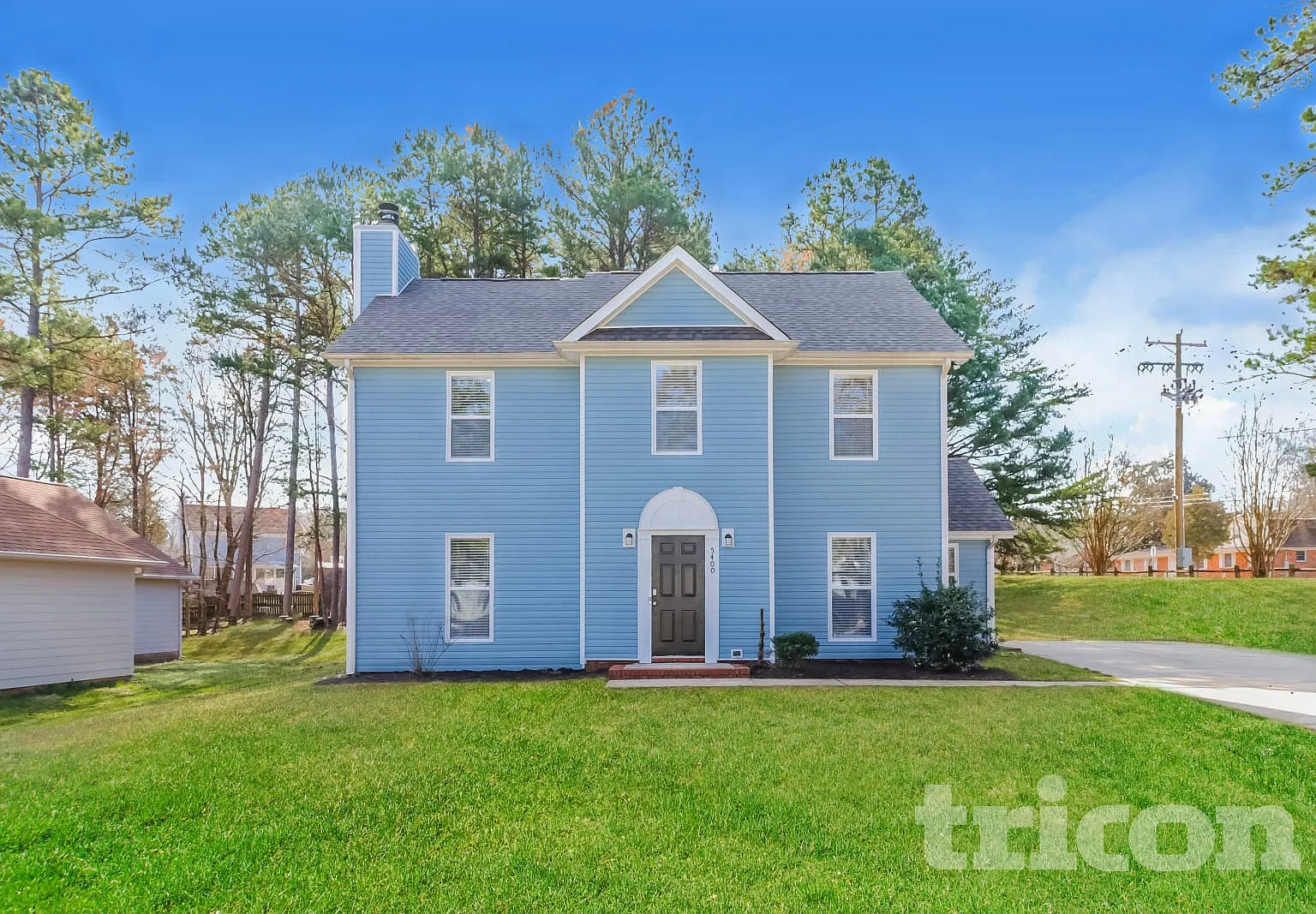 5400 Southminster Charlotte NC — Photo 1