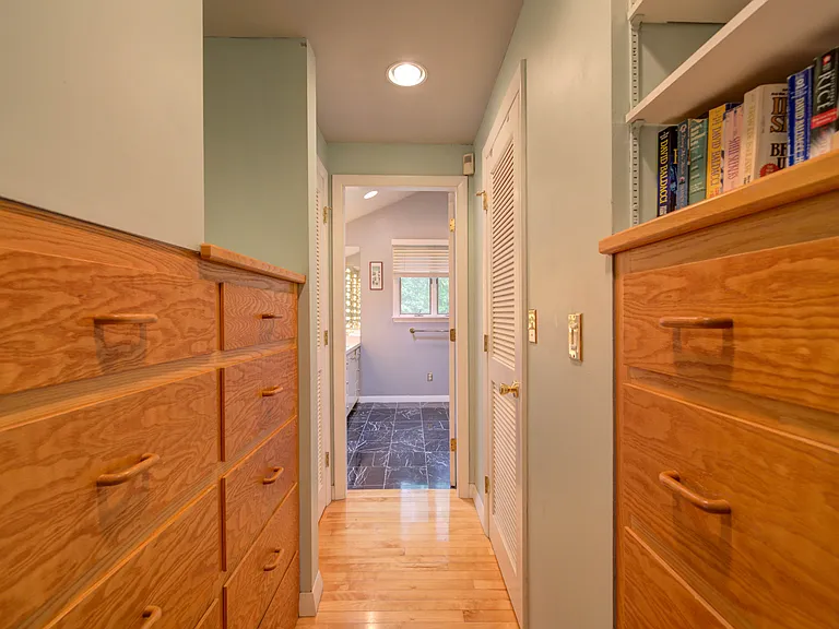 90 Chestnut Rd — Photo 27