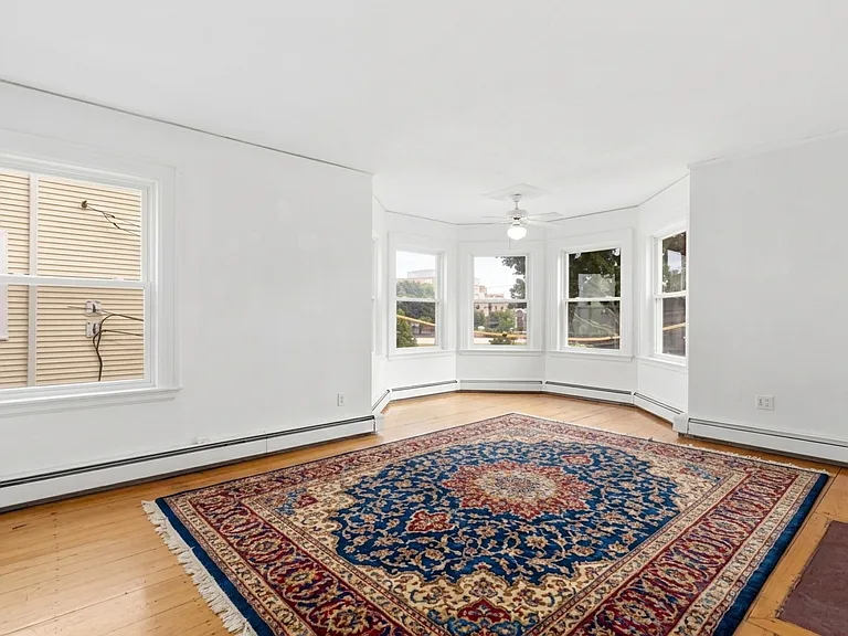 191 Davis Ave #191 — Photo 6