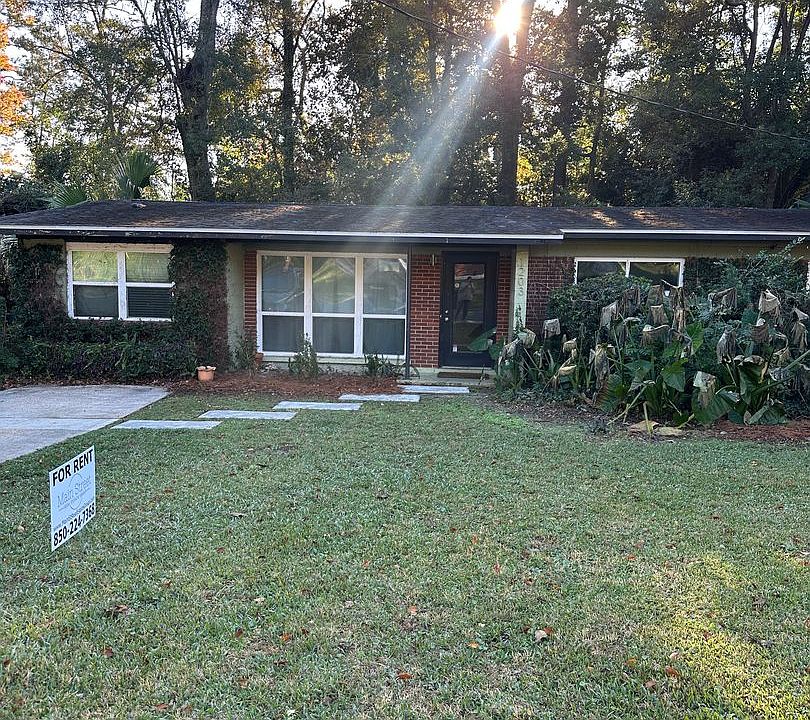 1st image of 1203 Marys Dr