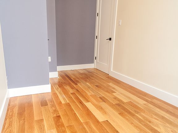 3rd image of 1426 Dekalb Ave #8K