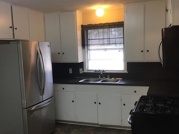 5th image of 1720 W Wehrt St