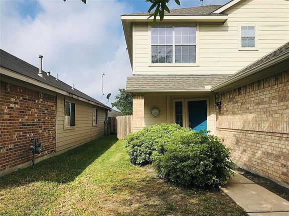 2nd image of 12810 Kiev Hills Ln
