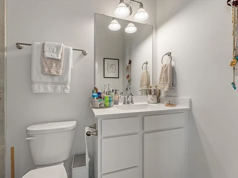 205 Winding Branch Dr — Photo 16