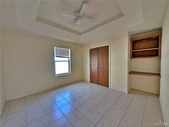 3rd image of 912 French Ave #1