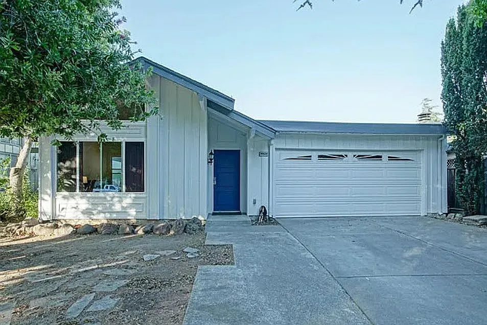 36628 Port Anchorwood Pl photo 1