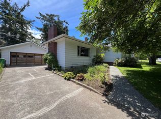 1707 8th St, Anacortes, WA