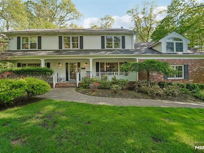 77 Cedar Dr, Allendale, NJ, 07401