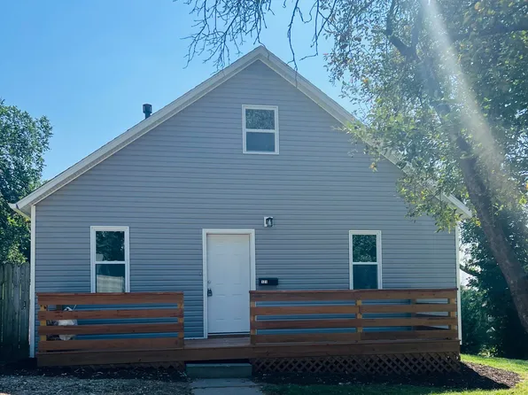 121 12th Ave, Council Bluffs, IA 51503