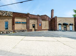 1719 Lakeshore Dr, Saint Joseph, MI 49085
