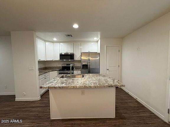 5th image of 8050 W LINCOLN Street