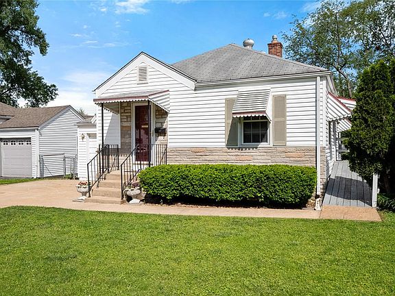 2nd image of 3546 Saint Joachim Ln