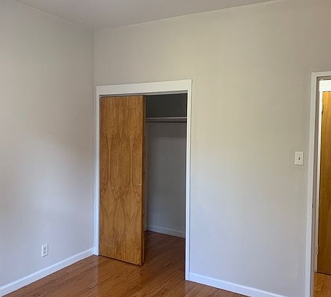 5th image of 19 Cleveland Pl #2A