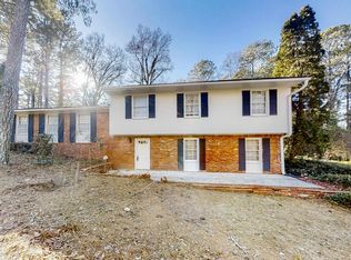 2839 The Fontainebleau SW, Atlanta, GA 30331