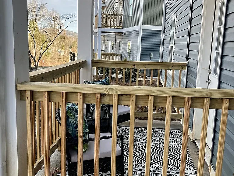 111 Maple Grove Ln #202 — Photo 7
