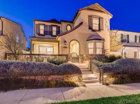 3080 Starry Night Dr, Escondido, CA 92029