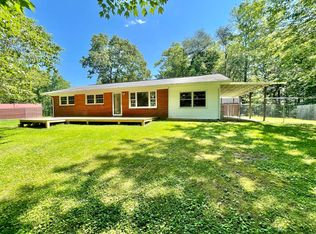 105 Nip Perkins Ln, Whitley City, KY 42653