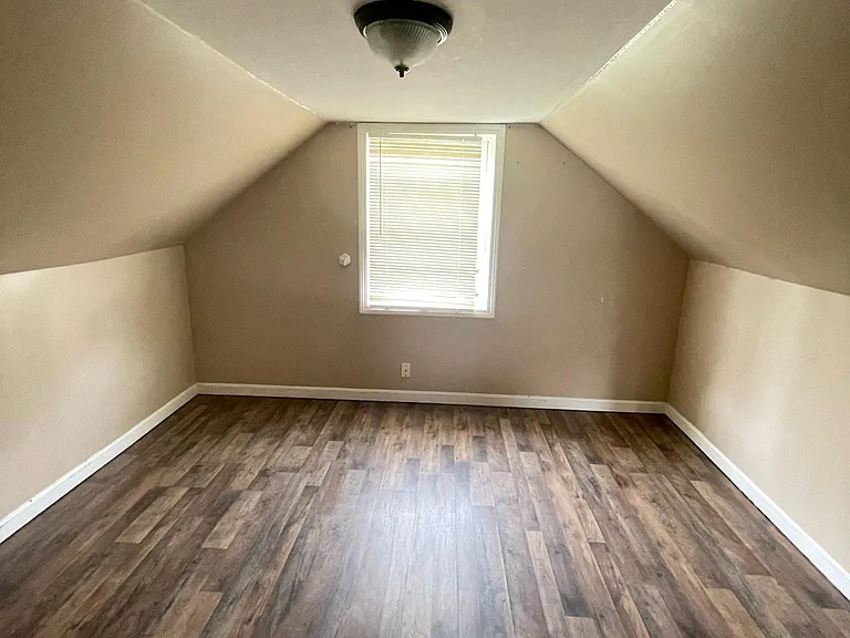63 Terrace Ln — Photo 10
