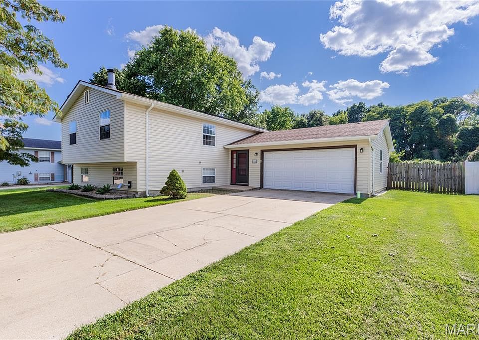 1st image of 4708 Storeyland Dr