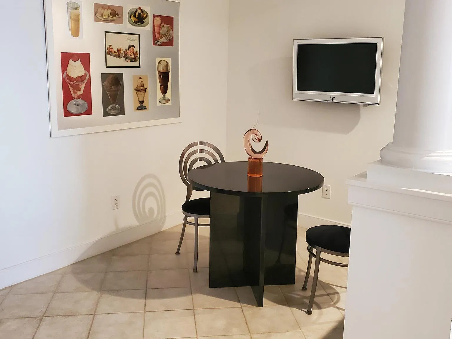 2 bed, 1905 sqft, $2,795 — Photo 4