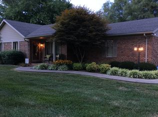 329 Bob Hite Rd, Morganfield, KY 42437