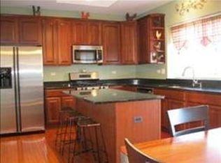 401 Brookside Ave, Algonquin, IL 60102
