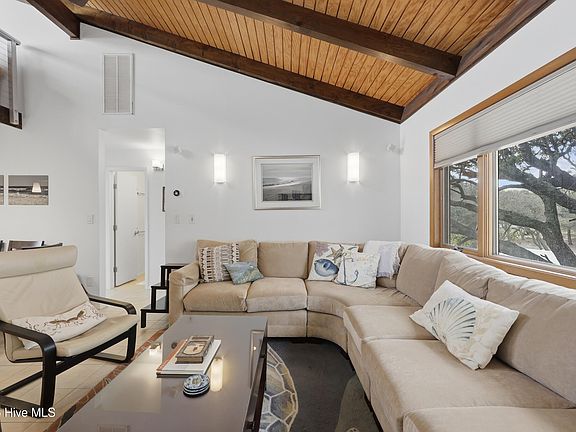 4th image of 125 Seabreeze Drive
