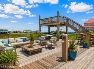 970 Bolivar Dunes Blvd, Gilchrist, TX 77617