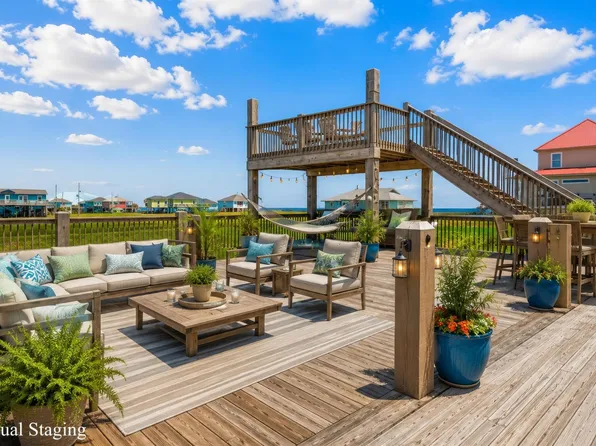 970 Bolivar Dunes Blvd, Gilchrist, TX 77617