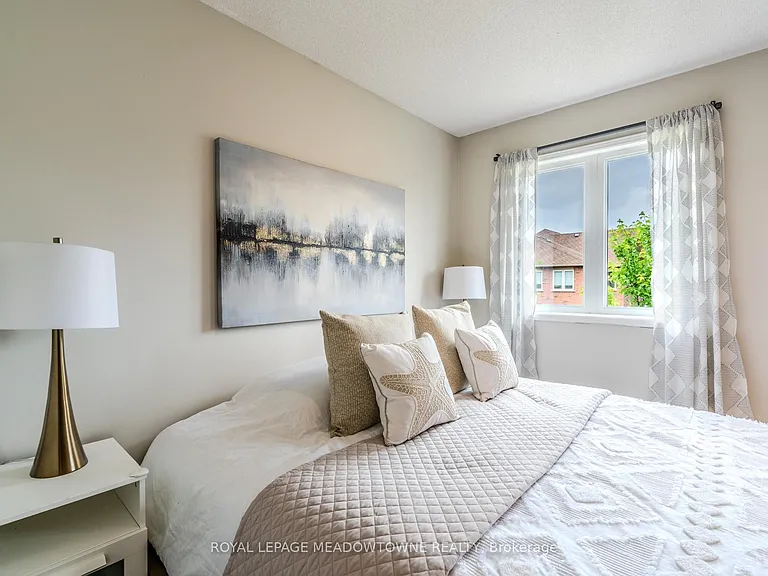 3206 Apricot St — Photo 33