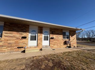 200 Cypress St #5, Pekin, IL 61554