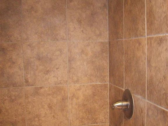 5th image of 5818 Red Rock Cir