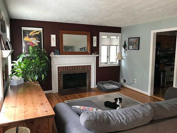 Living Room from front door entrance.