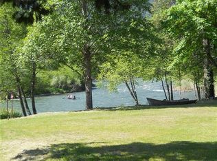 5203 Averill Dr, Grants Pass, OR 97526