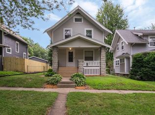 1821 6th Ave SE, Cedar Rapids, IA 52403