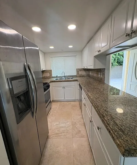 2558 Orange Ave #B2 — Photo 25