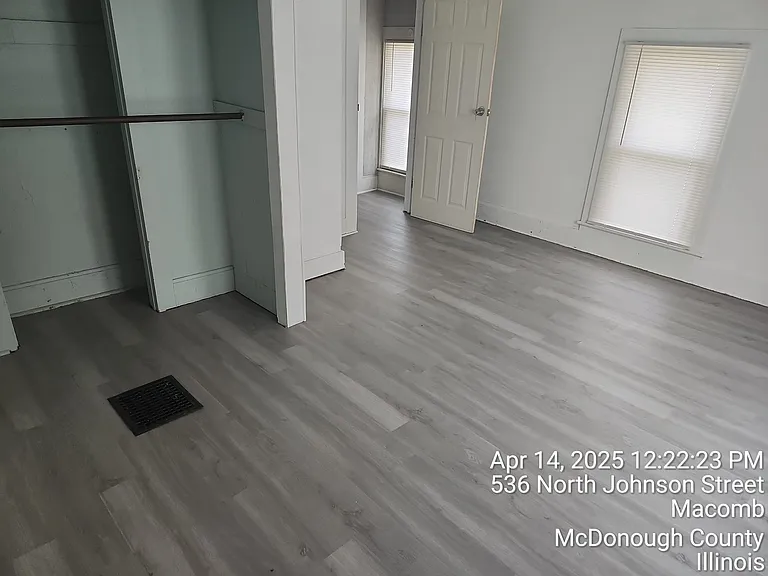 536 N Johnson St — Photo 19