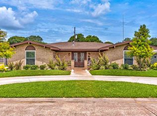 2712 Memphis Ave, Nederland, TX 77627