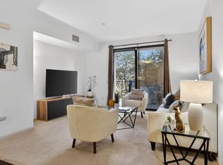 10745 N De Anza Blvd Unit 215, Cupertino, CA