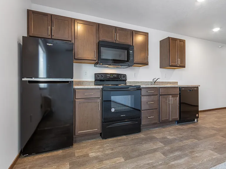 Willows South Commons — Photo 20