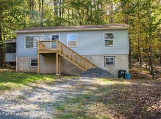 1023 Tomahawk Rd, Lake Ariel, PA 18436