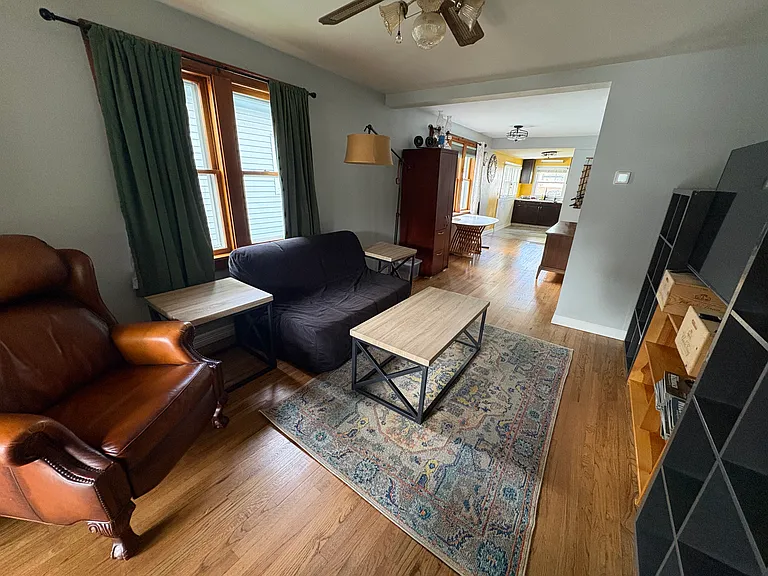 2508 S Superior St — Photo 13