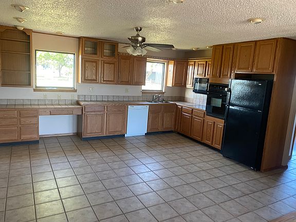 3rd image of 242 Private Road 481