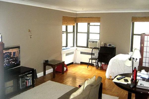 Rented by Corcoran | media 9