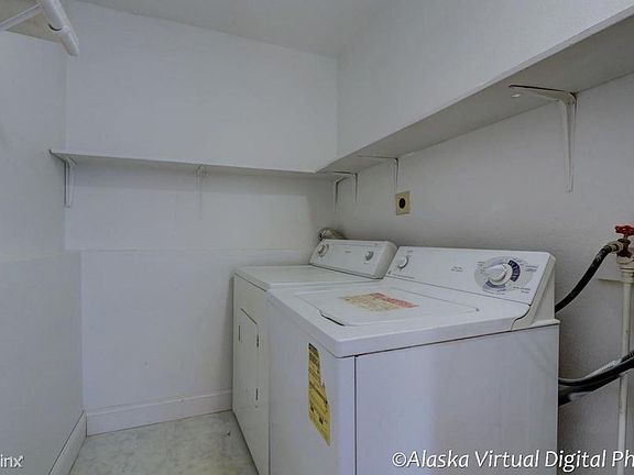 unit B laundry room