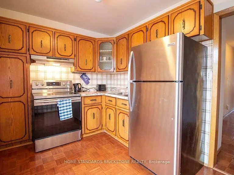 140 Essex St #2 — Photo 5