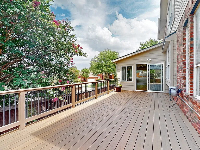 3200 Hilltop Ct — Photo 37