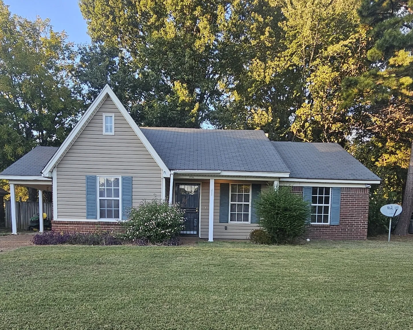 7774 Reese Rd — Photo 1