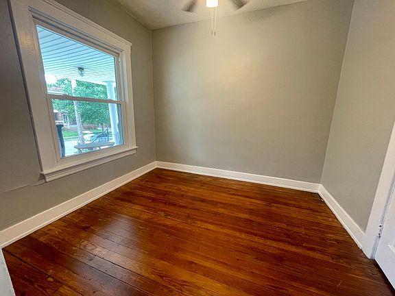 5th image of 1375 Bonnieview Ave